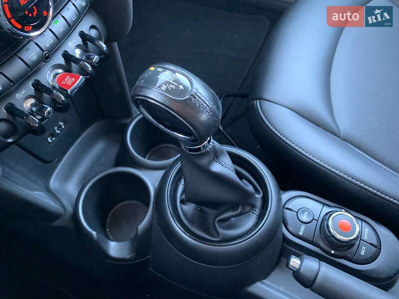 Хэтчбек MINI Cooper 2017 в Киеве