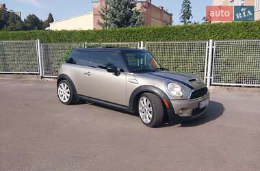 Хэтчбек MINI Cooper 2009 в 