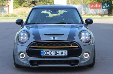 Хэтчбек MINI Cooper 2015 в 