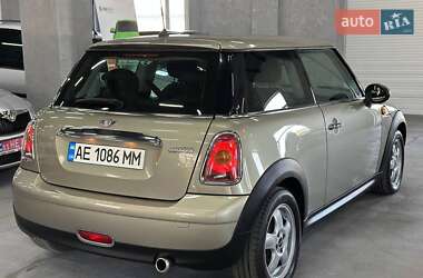 Хетчбек MINI Cooper 2007 в 