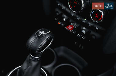 Хэтчбек MINI Cooper 2015 в 