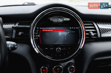 Хэтчбек MINI Cooper 2015 в 