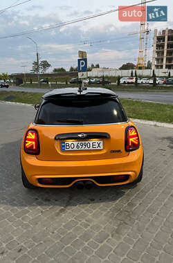 Хэтчбек MINI Cooper 2015 в 