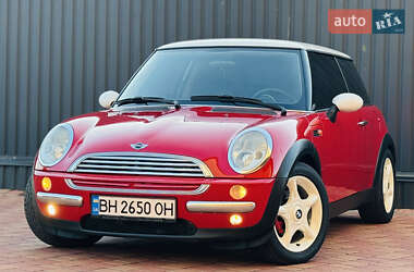 Хэтчбек MINI Cooper 2003 в Одессе