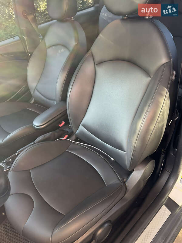 Хэтчбек MINI Cooper 2013 в Буче фото 24 Хэтчбек MINI Cooper 2013 в Буче
