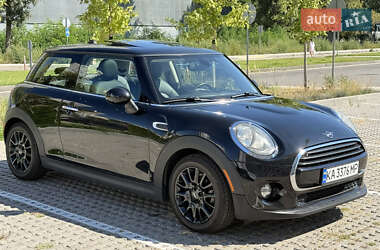 Хэтчбек MINI Cooper 2019 в Киеве