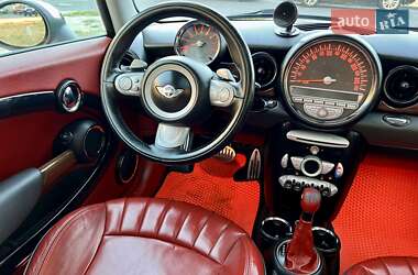 Хэтчбек MINI Cooper 2009 в 