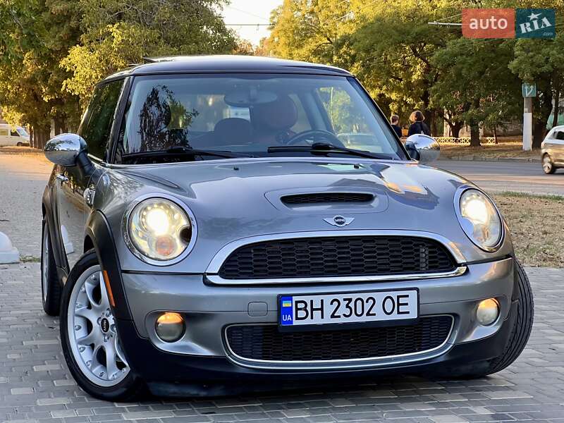 Хэтчбек MINI Cooper 2009 в Одессе фото 55 Хэтчбек MINI Cooper 2009 в Одессе