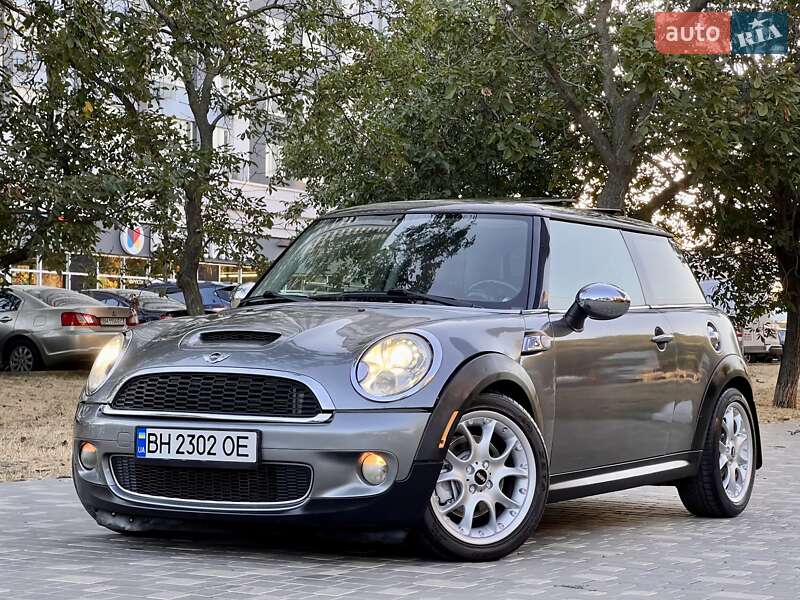Хэтчбек MINI Cooper 2009 в Одессе фото 61 Хэтчбек MINI Cooper 2009 в Одессе