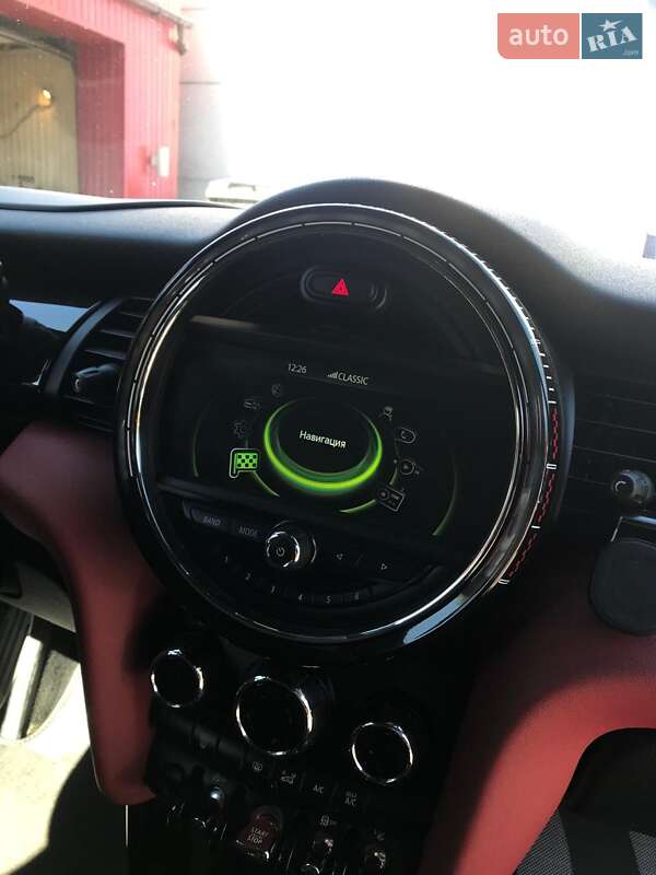 Хэтчбек MINI Cooper 2015 в Киеве