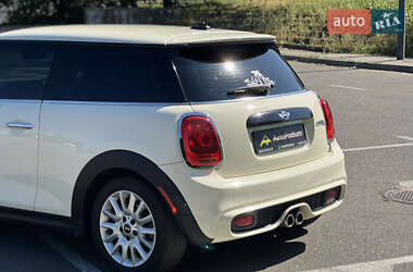 Хэтчбек MINI Cooper 2014 в 