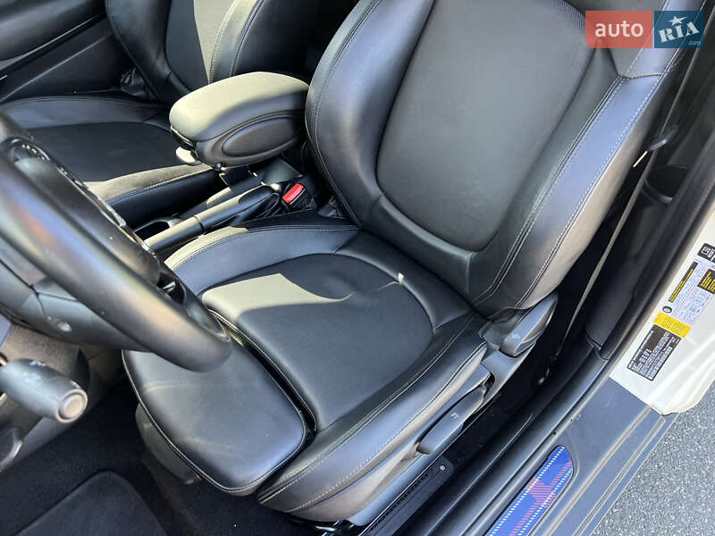 Хэтчбек MINI Cooper 2014 в Киеве фото 22 Хэтчбек MINI Cooper 2014 в Киеве