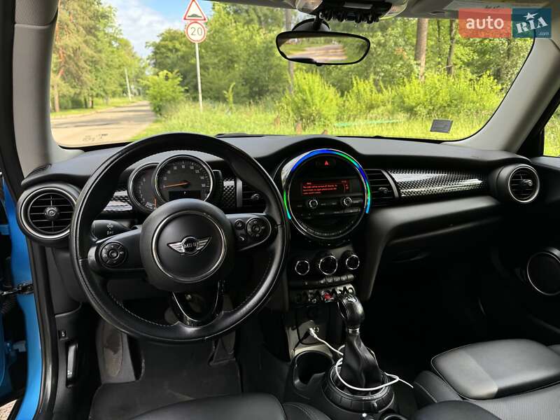 Хетчбек MINI Cooper 2015 в Києві