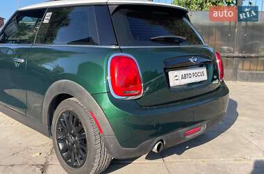 Хэтчбек MINI Cooper 2016 в 