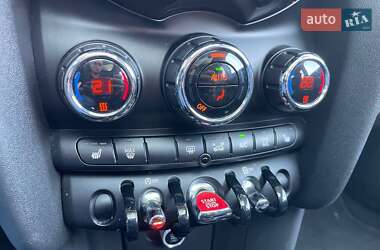 Хэтчбек MINI Cooper 2016 в 
