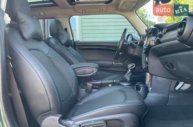 Хэтчбек MINI Cooper 2016 в 