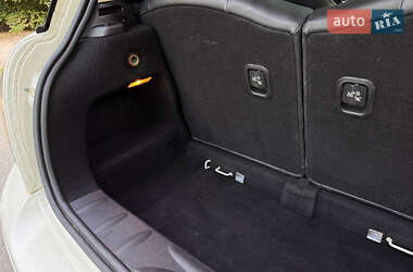 Хетчбек MINI Cooper 2012 в 