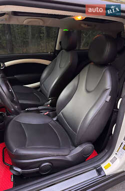 Хетчбек MINI Cooper 2012 в 