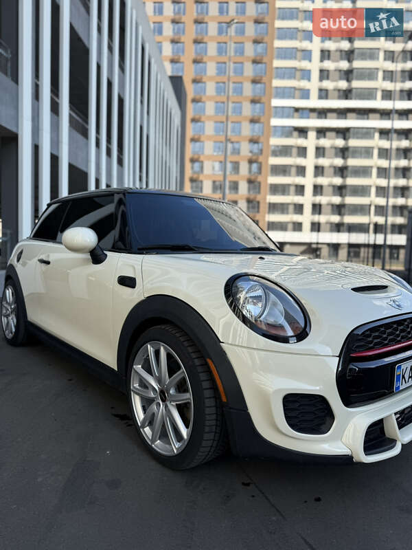 Хэтчбек MINI Cooper 2017 в Киеве фото 17 Хэтчбек MINI Cooper 2017 в Киеве
