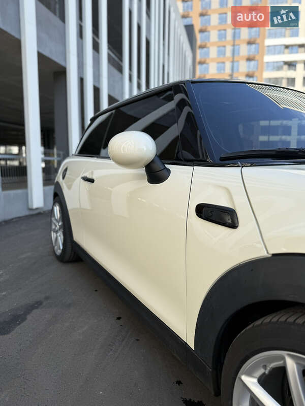 Хэтчбек MINI Cooper 2017 в Киеве фото 21 Хэтчбек MINI Cooper 2017 в Киеве