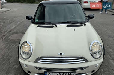 Хетчбек MINI Cooper 2004 в 