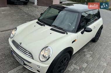 Хетчбек MINI Cooper 2004 в 