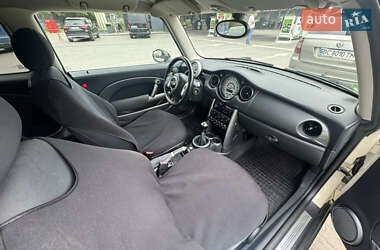 Хетчбек MINI Cooper 2004 в 