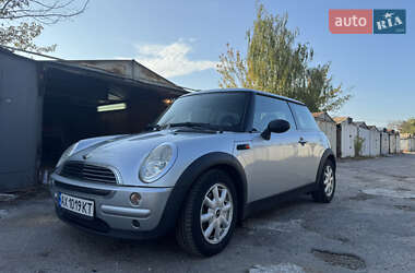 Хетчбек MINI Cooper 2002 в 