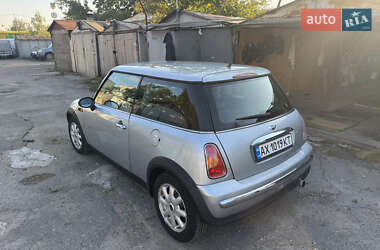 Хетчбек MINI Cooper 2002 в 