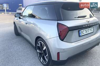 Хетчбек MINI Cooper 2024 в 