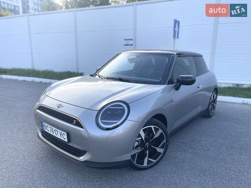 Хетчбек MINI Cooper 2024 в Львові