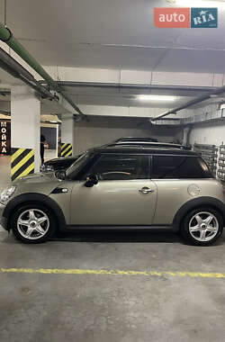 Хетчбек MINI Cooper 2008 в 