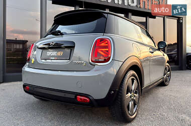 Хетчбек MINI Cooper 2022 в 