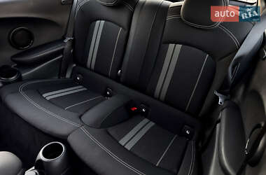 Хетчбек MINI Cooper 2022 в 