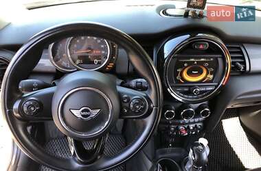 Хетчбек MINI Cooper 2017 в 