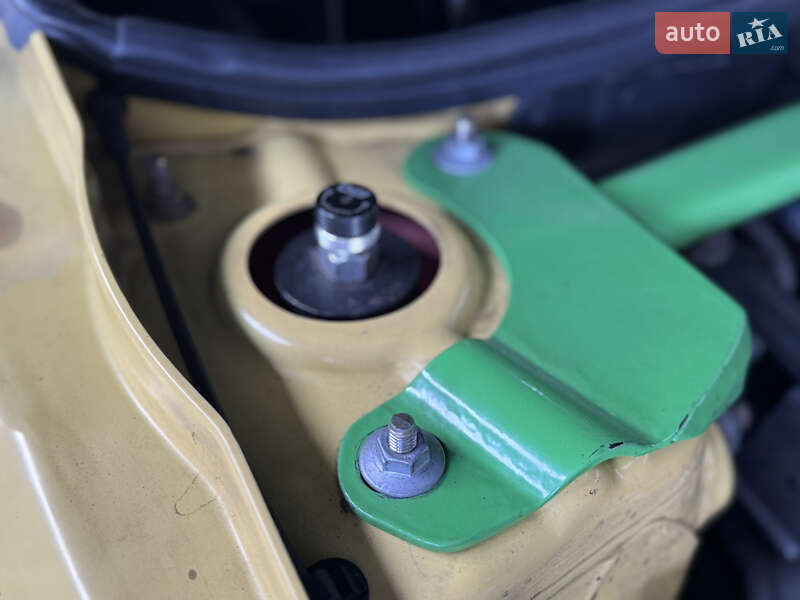 Хэтчбек MINI Cooper 2003 в Киеве фото 17 Хэтчбек MINI Cooper 2003 в Киеве