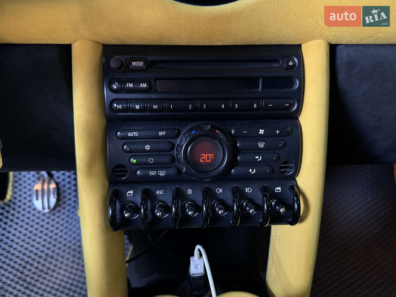 Хэтчбек MINI Cooper 2003 в Киеве фото 50 Хэтчбек MINI Cooper 2003 в Киеве