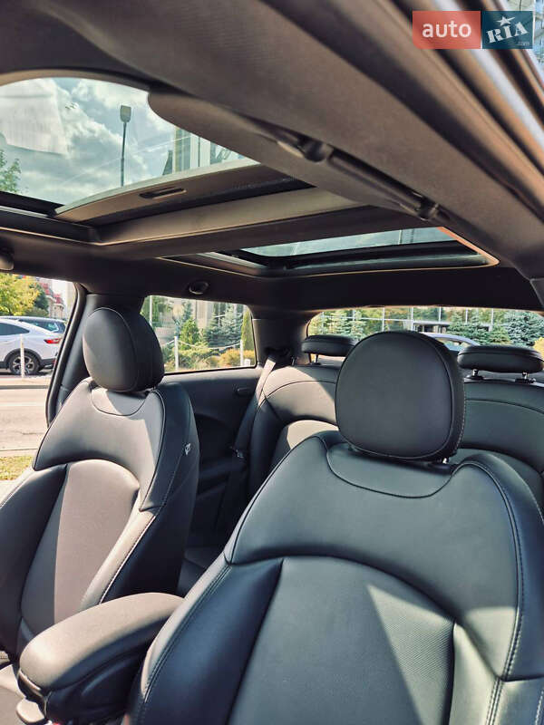 Хэтчбек MINI Cooper 2015 в Львове