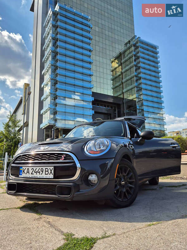 Хэтчбек MINI Cooper 2015 в Львове