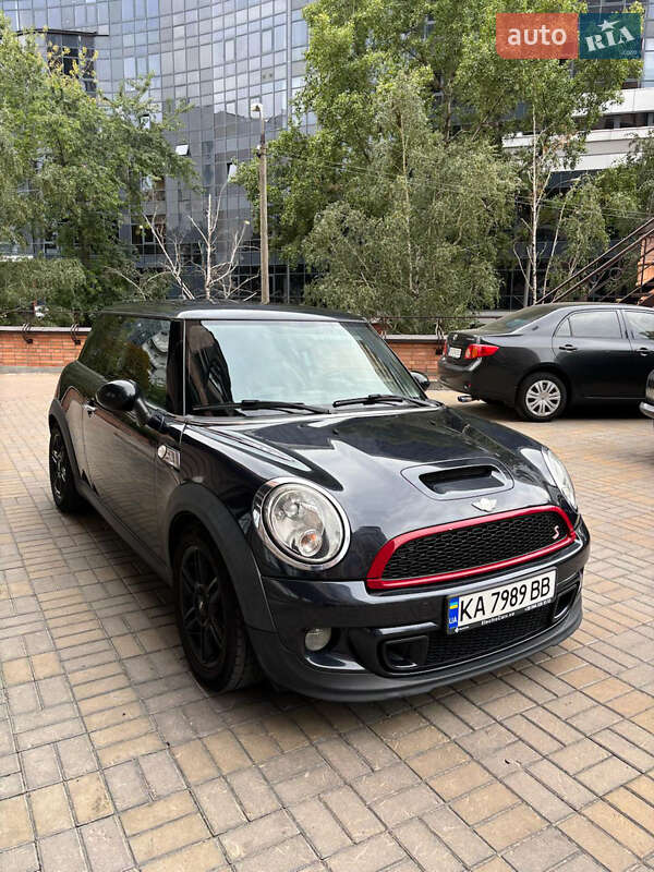 Хэтчбек MINI Cooper 2012 в Киеве