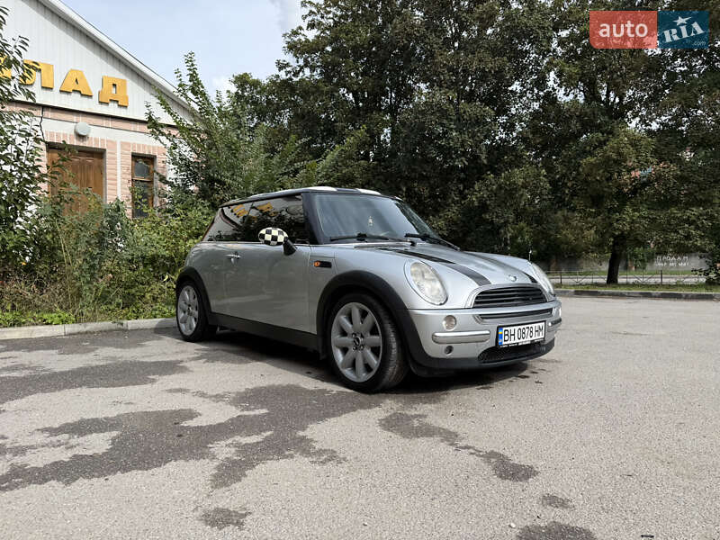 Хэтчбек MINI Cooper 2003 в Хмельницком