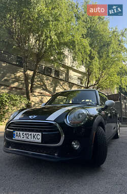 Хетчбек MINI Cooper 2017 в 