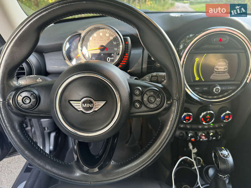 Хэтчбек MINI Cooper 2017 в Киеве фото 10 Хэтчбек MINI Cooper 2017 в Киеве