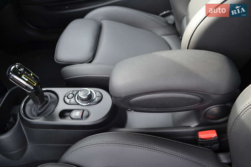Хэтчбек MINI Cooper 2023 в Житомире фото 43 Хэтчбек MINI Cooper 2023 в Житомире