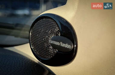 Хетчбек MINI Cooper 2011 в 