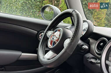 Хэтчбек MINI Cooper 2009 в 