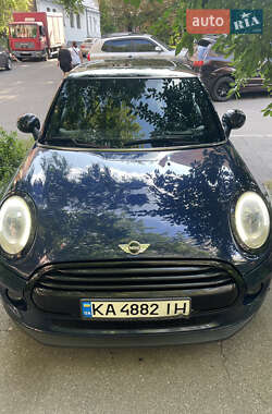 Хетчбек MINI Cooper 2014 в 