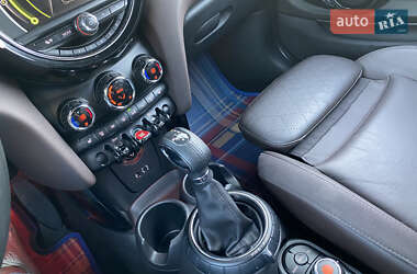 Хетчбек MINI Cooper 2016 в 