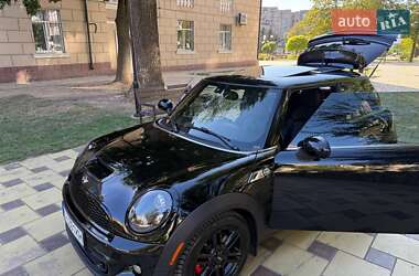 Хэтчбек MINI Cooper 2013 в 