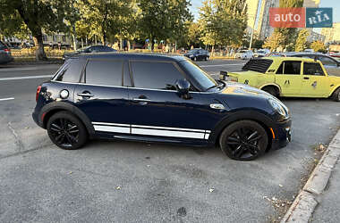 Хэтчбек MINI Cooper 2018 в Киеве